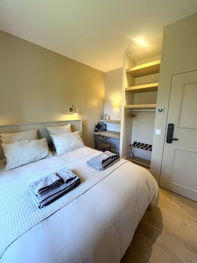 Chambre Jardin avec grand lit double